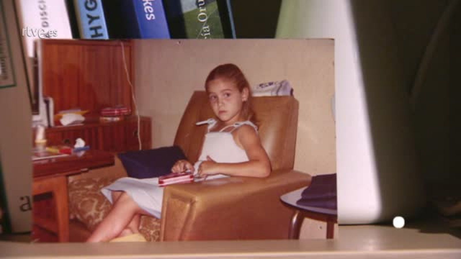 Crónicas - El silencio roto - Crónicas | Ver