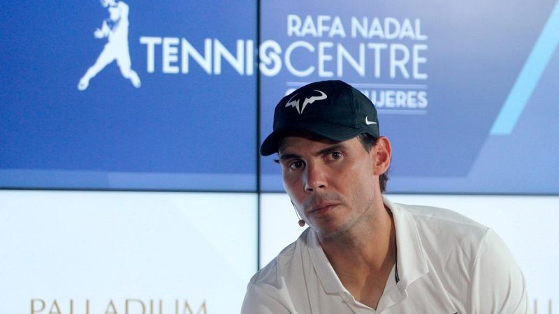 Nadal inaugura una academia en México