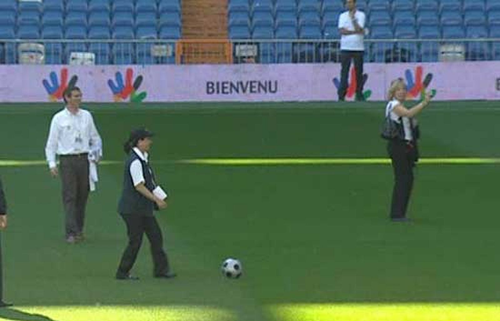 Los Comisarios han estado en el Santiago Bernabéu, pero ningún jugador del Real Madrid ha estado para apoyar la candidatura.