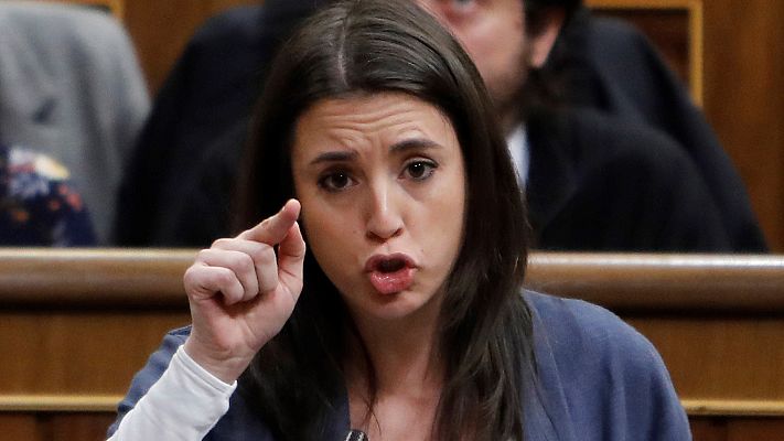  - Montero acusa a Sánchez aplicar recortes "por la puerta de atrás" y éste le afea bloquear el pacto de las pensiones