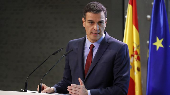 Telediario 1 - Polémica por las menciones al rey en el libro de Pedro Sánchez