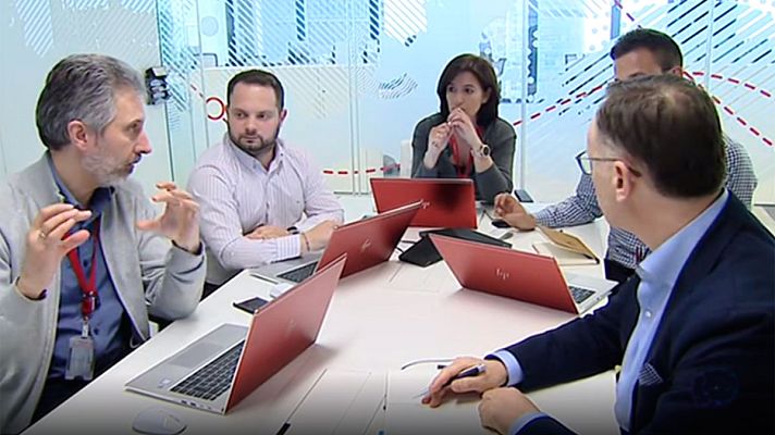 Telediario 1 - Cerca de un millón de españoles han salido en la última década a otros países por la falta de oportunidades en España