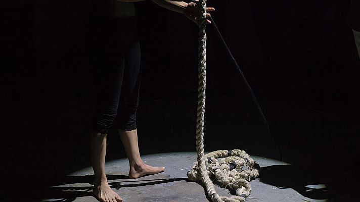 Telediario 1 - Diez suicidios al día en España