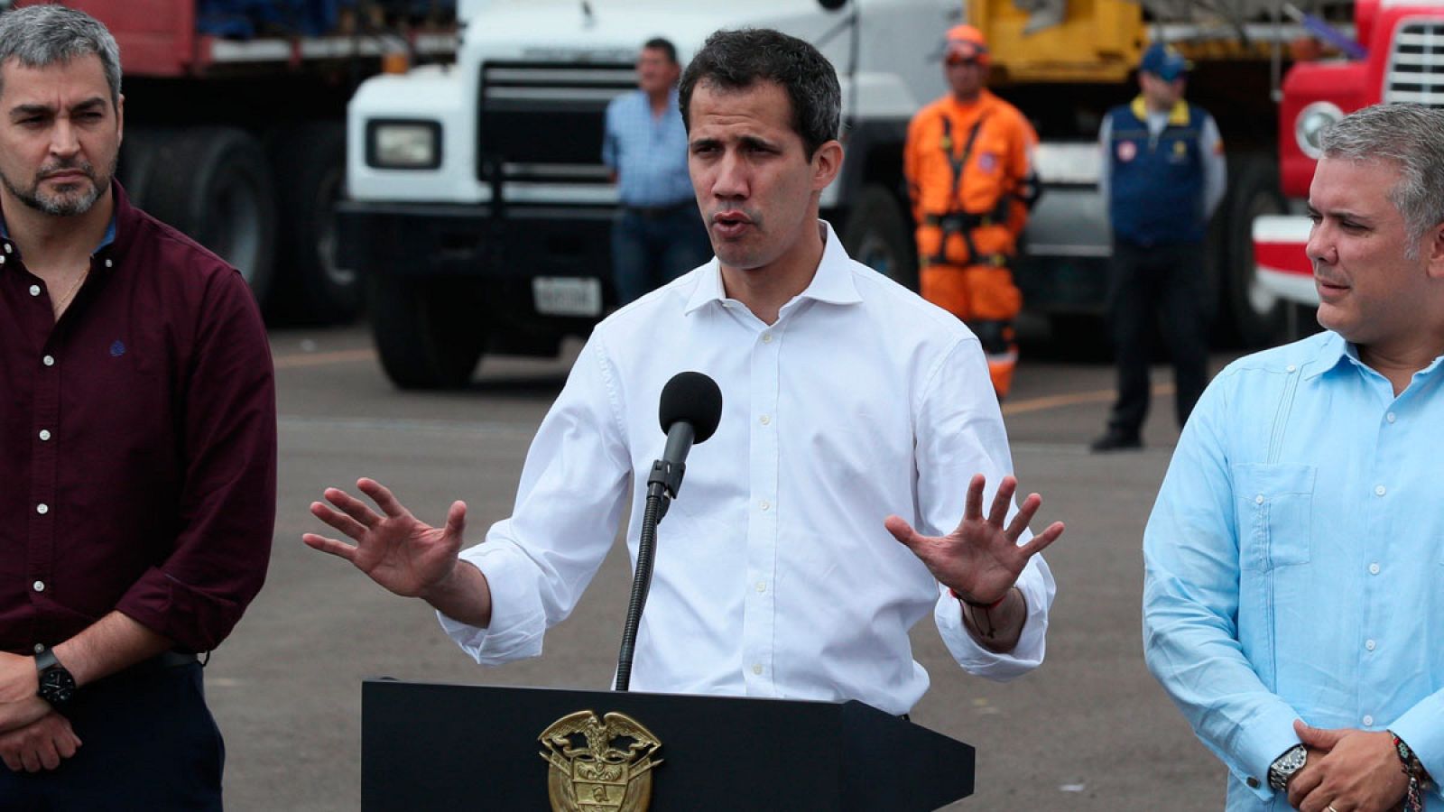 Guaidó asegura que habrá "amnistía" para los militares que ayuden al ingreso de ayuda humanitaria