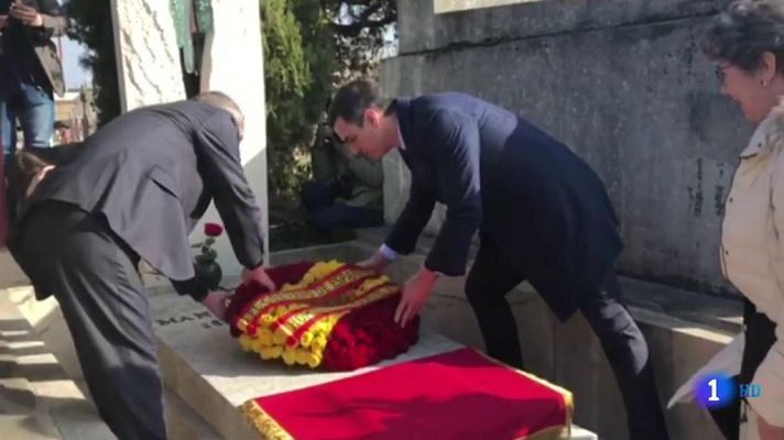 Telediario 1 - Pedro Sánchez ha rendido homenaje a los exiliados republicanos
