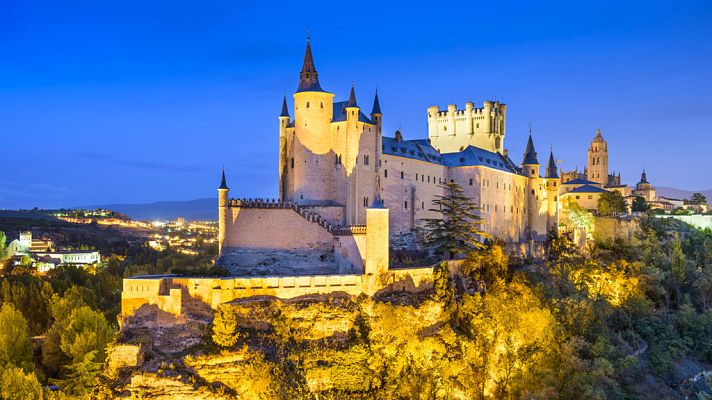 El tiempo - Poco nuboso o despejado en toda España, y levante en el Estrecho