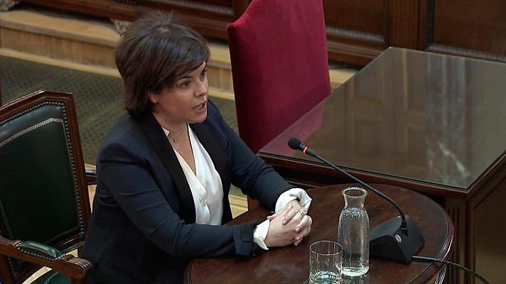 Informativo 24h - Sáez de Santamaría asegura que "ningún Gobierno democrático que cumpla la Constitución puede prestarse a autorizar un referendum de autodeterminación"