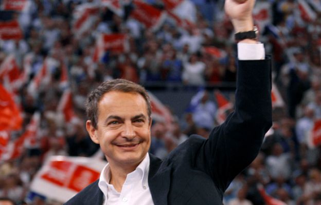  - Zapatero critica a Aznar