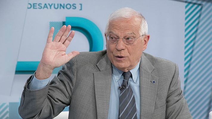Los desayunos - Borrell carga contra PP, Cs y el soberanismo: "¿Cómo en política puede darse una versión tan falsa de la realidad?