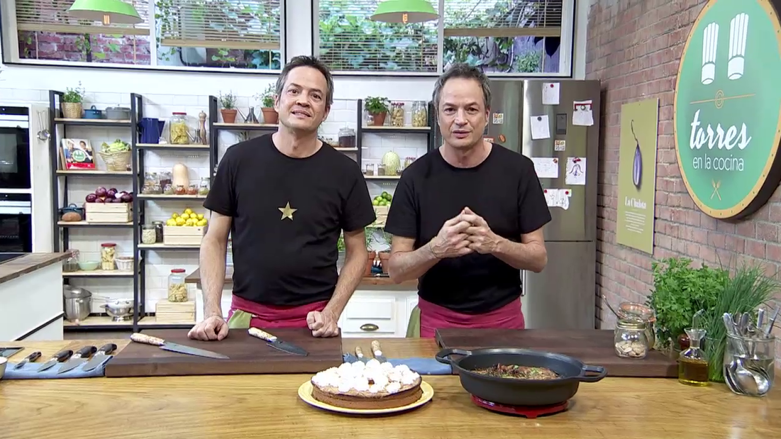 Torres en la cocina - Sergio y Javier cuelgan los delantales de 'Torres en la cocina'
