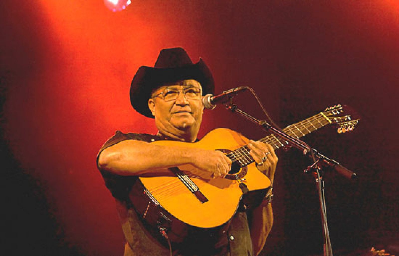 Entrevista a Eliades Ochoa | Ver