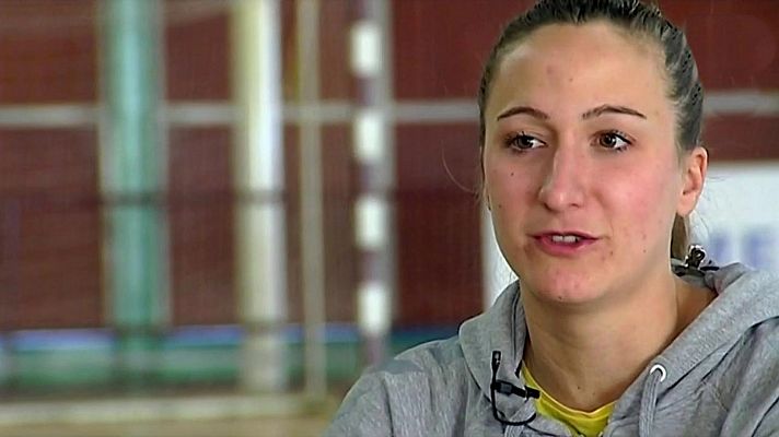 Balonmano - Reportaje: Ivet Musons, jugadora Elche Mustang