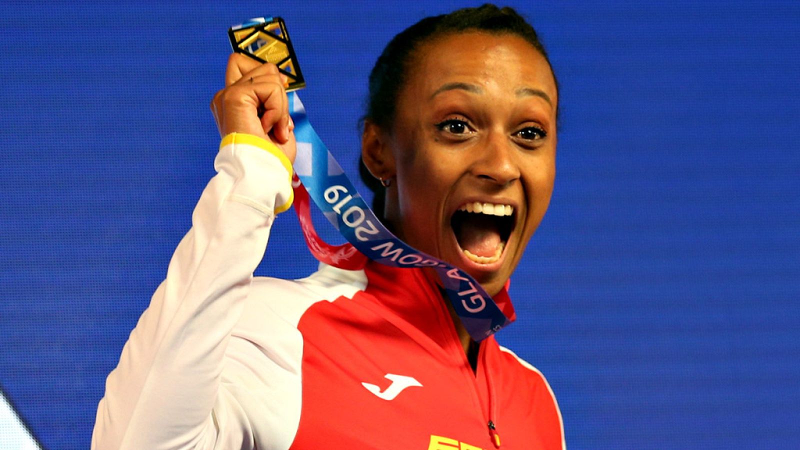 La española Ana Peleteiro ha conseguido este domingo en el Emirates Arena de Glasgow el mayor éxito de su carrera deportiva al proclamarse campeona de Europa de triple salto en pista cubierta con un nuevo récord de España, 14,73 metros.