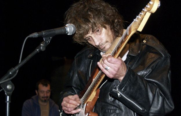  - Vega, una vida plagada de canciones