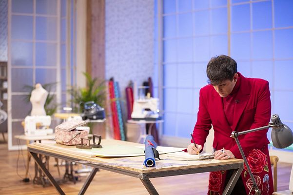 Maestros de la costura - La sorpresa de la madre de Palomo Spain