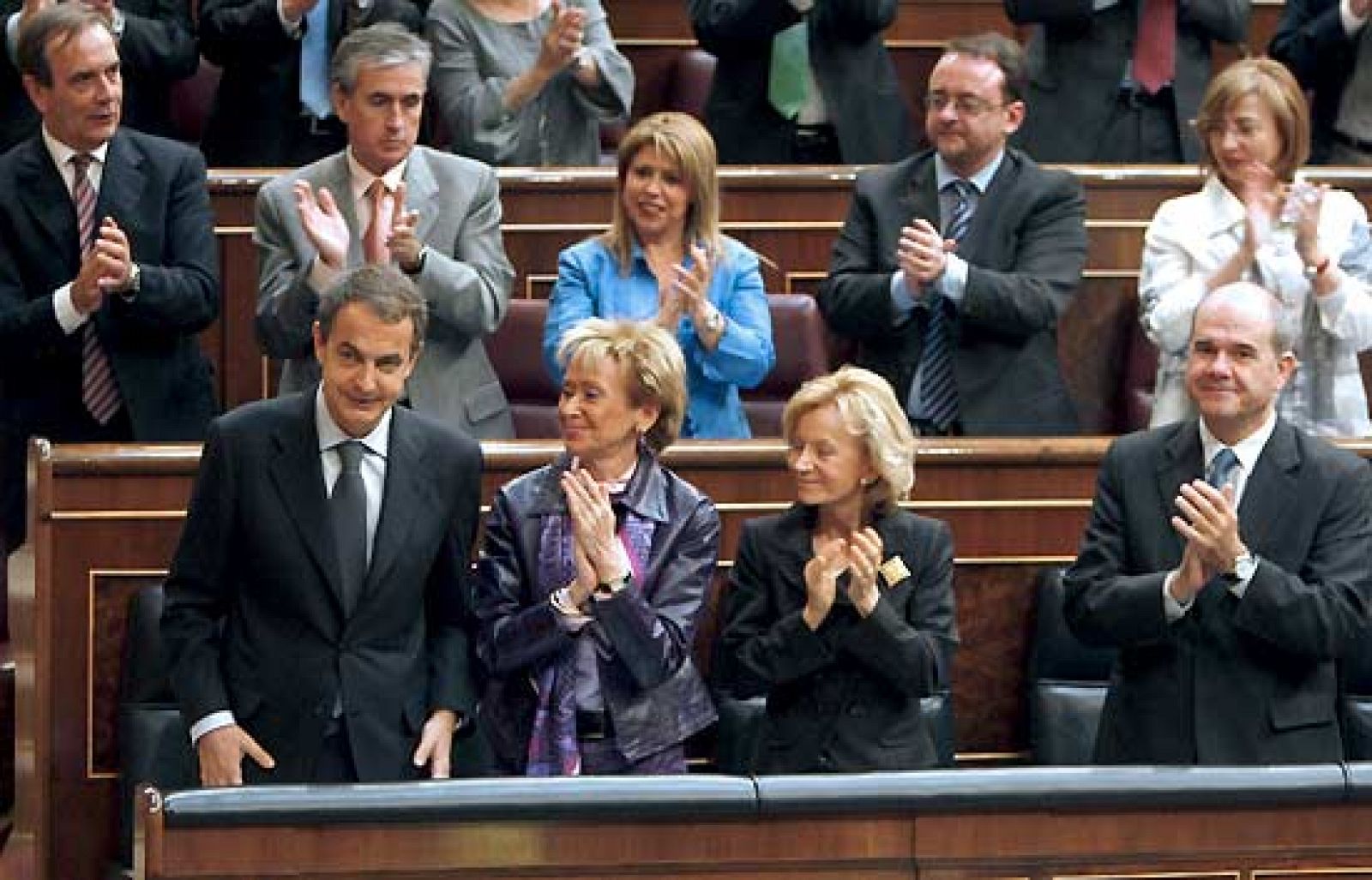 Telediario 1 en cuatro minutos - 12/05/09 | Ver