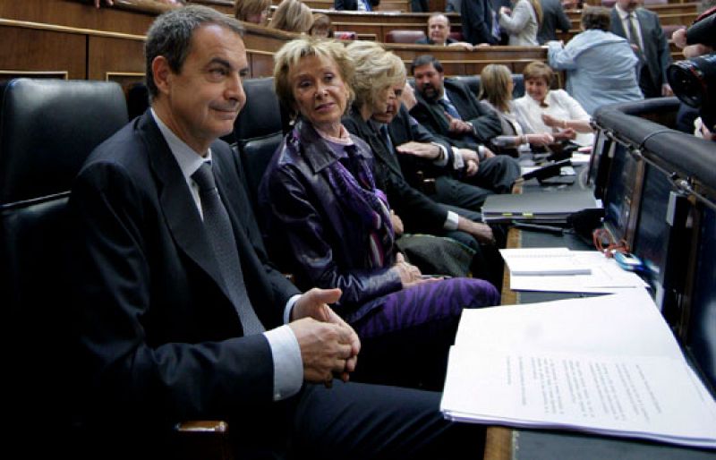 Zapatero anuncia medidas para impulsar la venta y alquiler de viviendas y para ayudar a los autónomos y a las Pymes | Ver