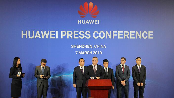 Telediario 1 - Huawei demanda al gobierno de EE.UU. por "pirateo"