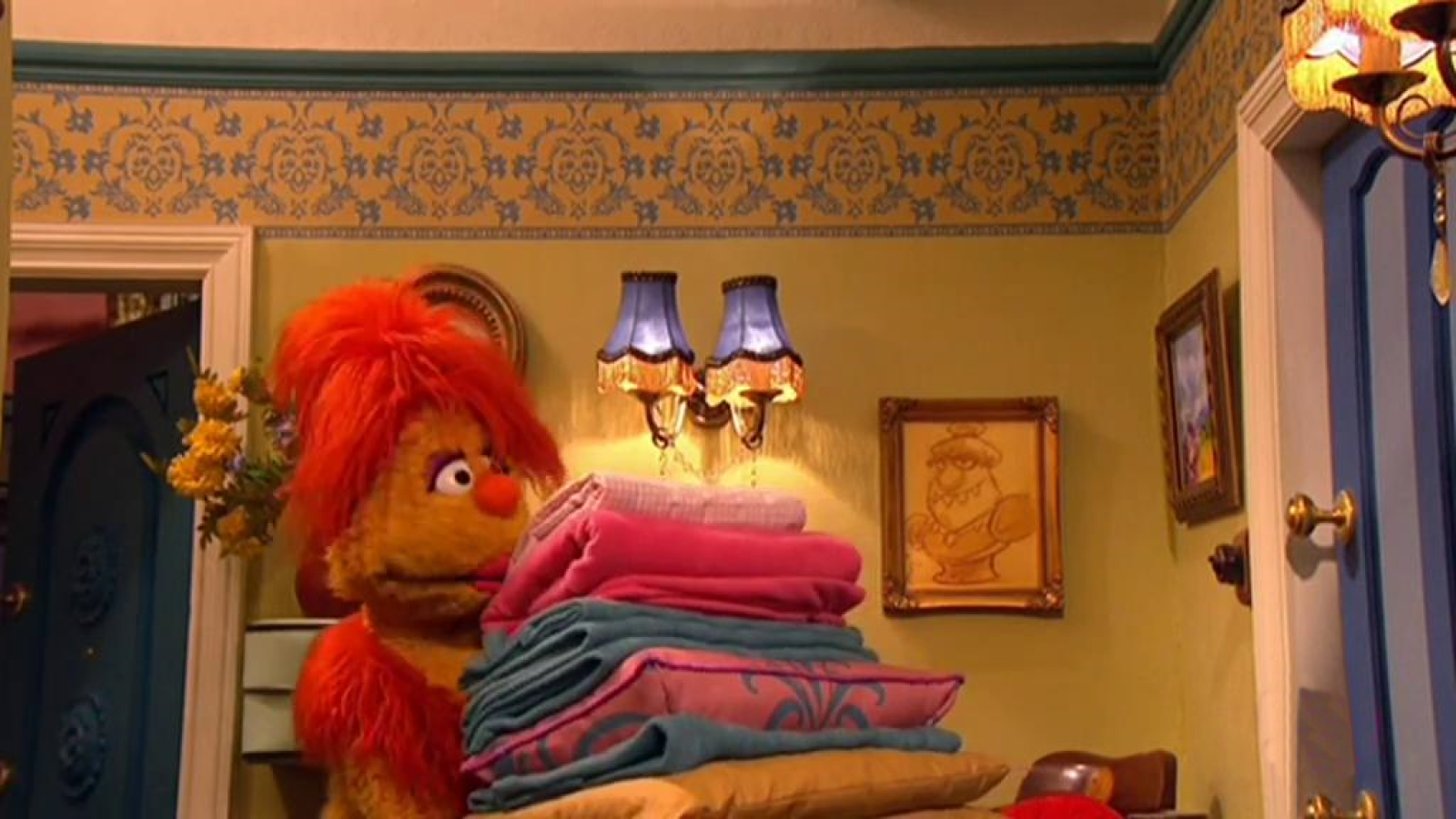 La encargada de noche - El Hotel Furchester | Ver