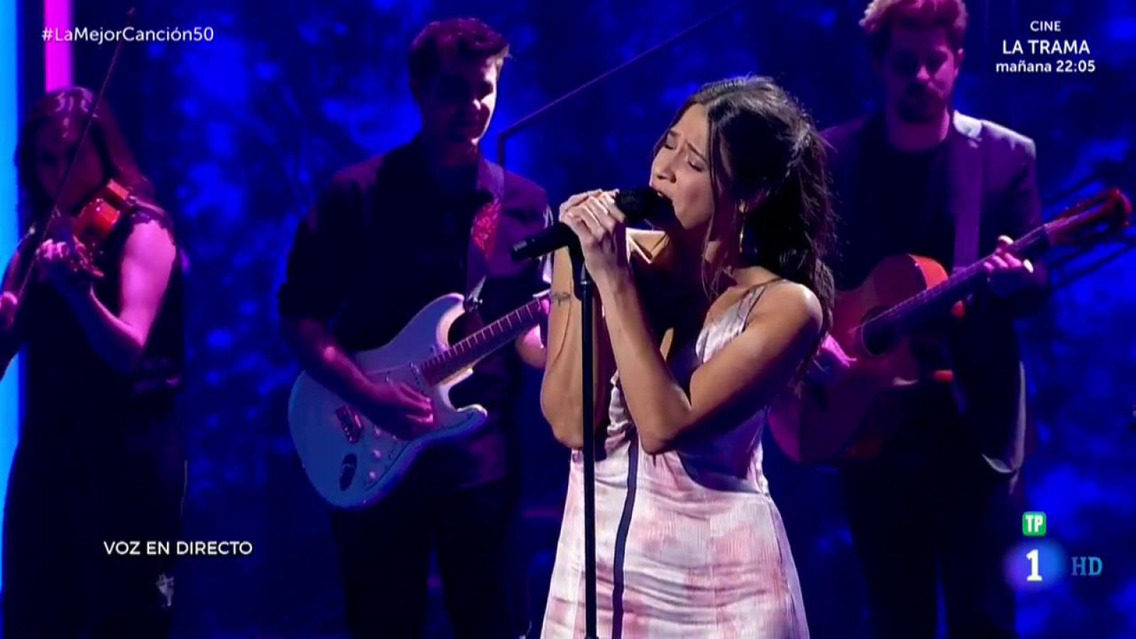 Georgina canta 'Dos gardenias'