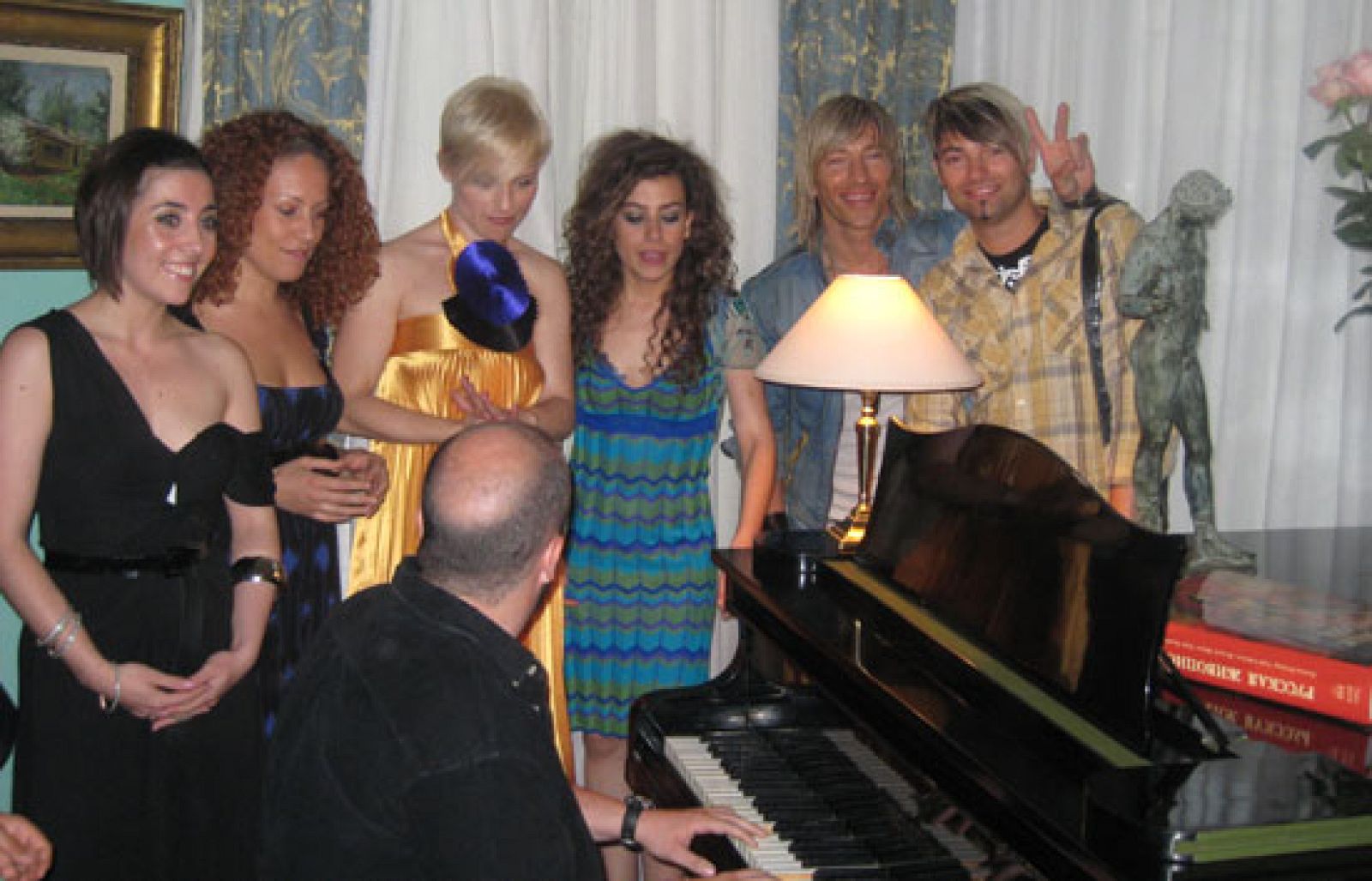 Eurovisión 2009 - Soraya canta a capela en la residencia del embajador - Eurovisión | Ver