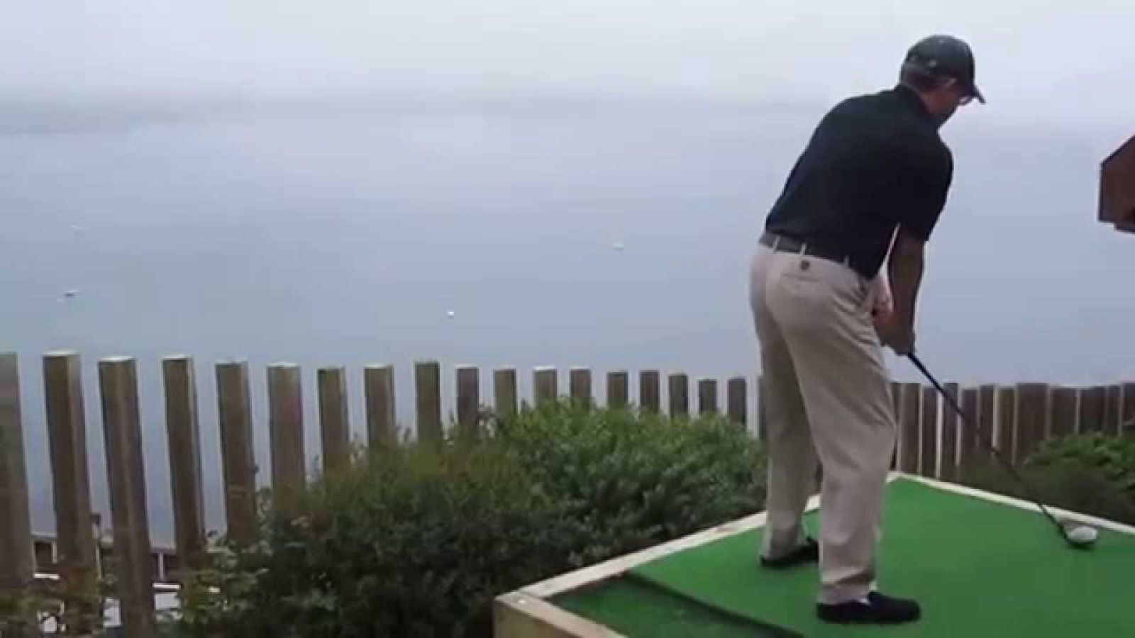 Pelotas de golf biodegradables gracias a una empresa española | Ver