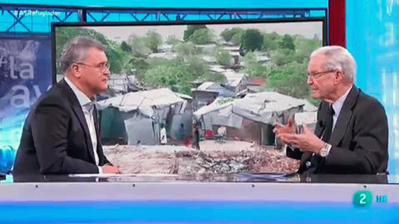 Con Antonio Garrigues Walker, sobre los refugiados ACNUR La aventura del saber