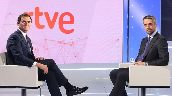 Especiales informativos - Entrevista íntegra a Albert Rivera en el Telediario