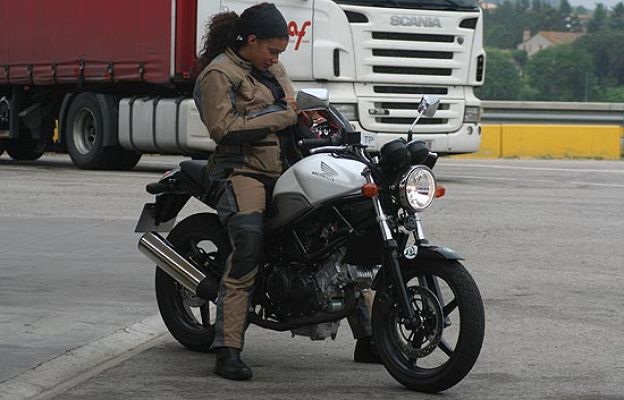  - En moto hasta Le Mans