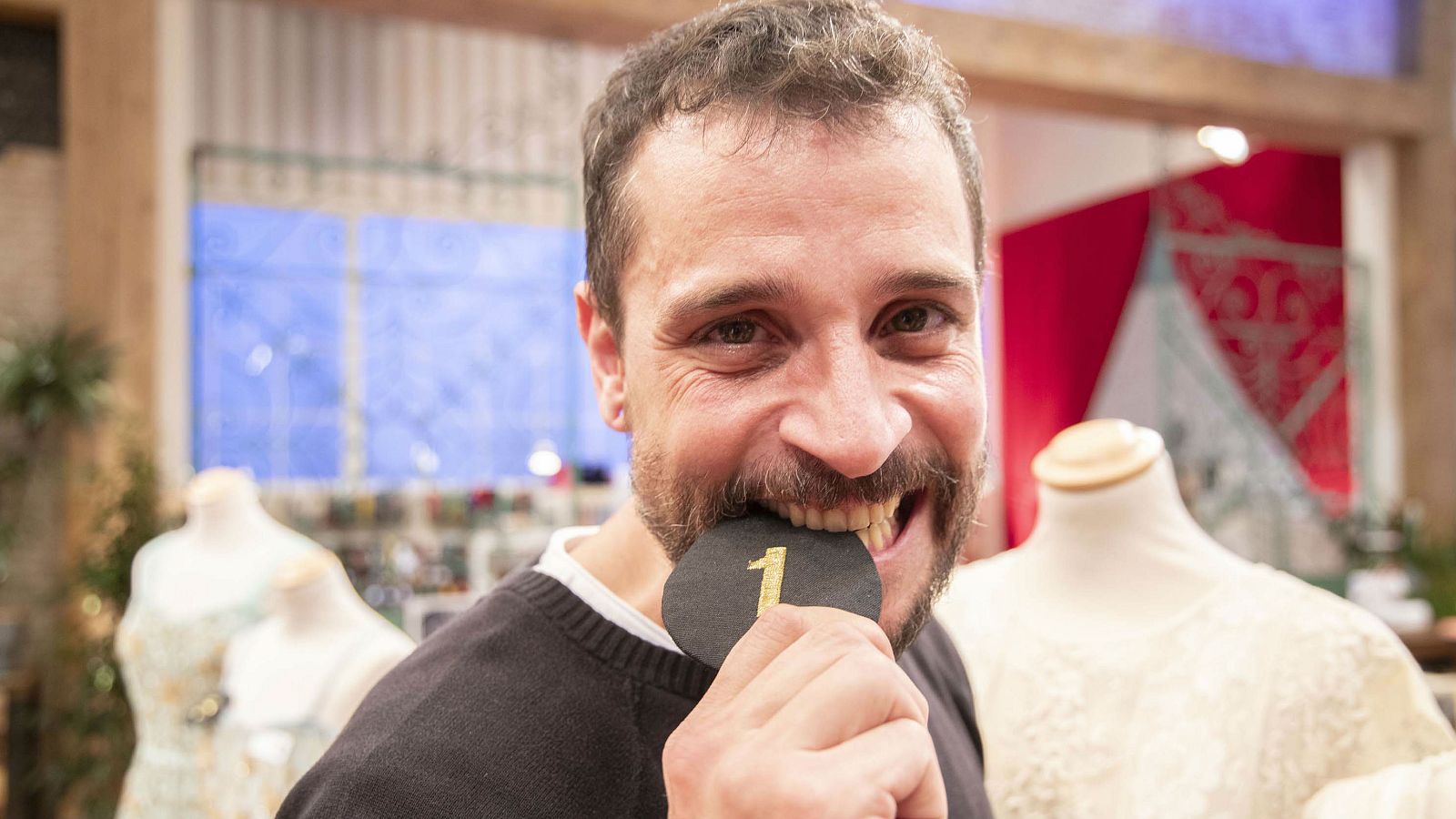 Maestros de la Costura: La gran evolución de Toni 