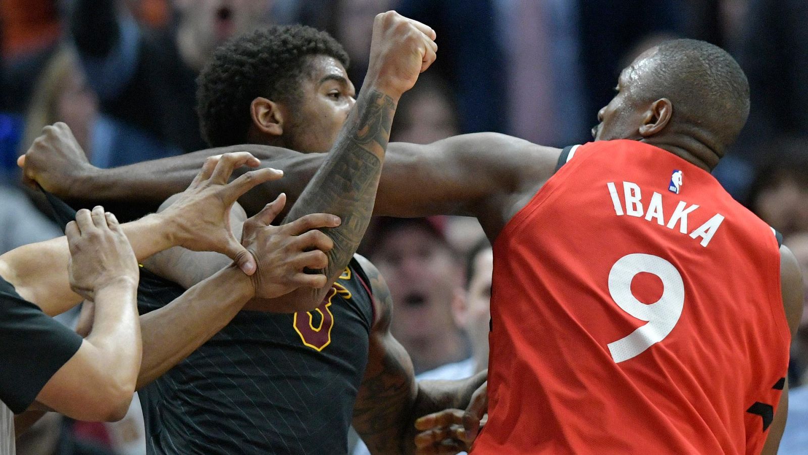 Ibaka vuelve a meterse en peleas - RTVE.es | Ver