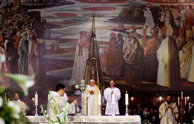  - El Papa visita Nazaret