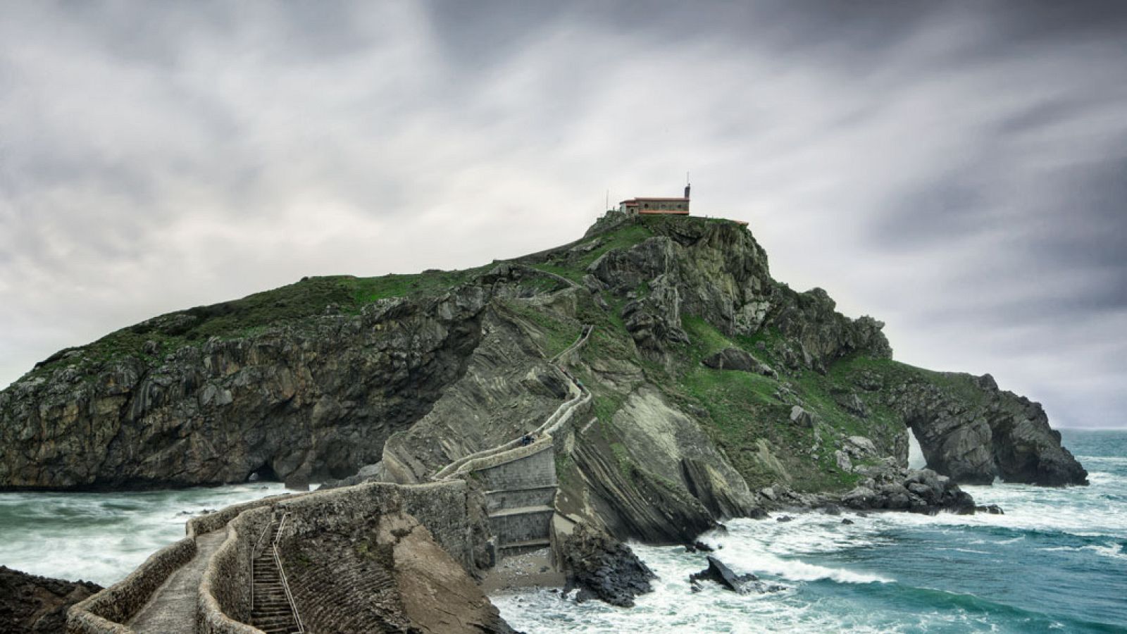 Lluvias en el norte peninsular y descenso térmico generalizado - Ver ahora
