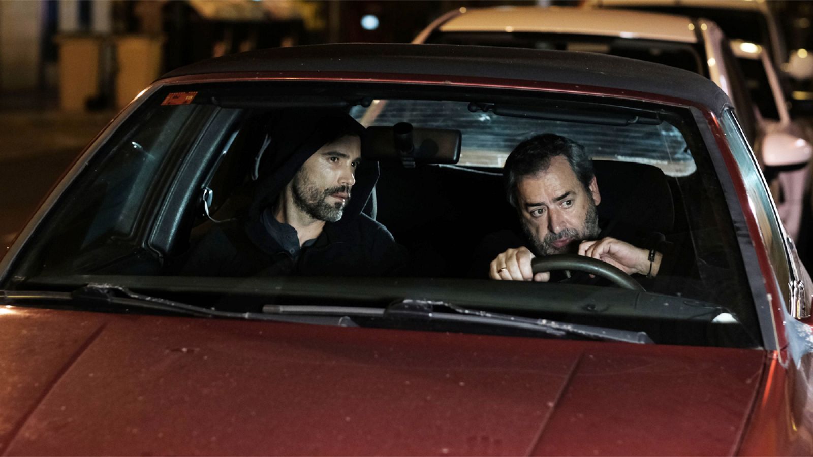 'La estrategia del pequinés', cine negro canario con Kira Miró, Unax Ugalde y Jorge Bosch | Ver