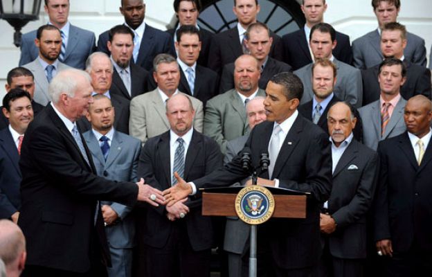  - Vueven los tribunales militares