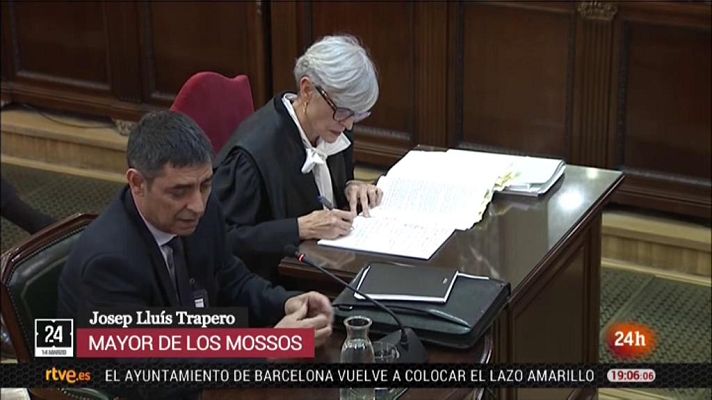 L'Informatiu - Trapero titlla d'irresponsable l'exconseller Forn