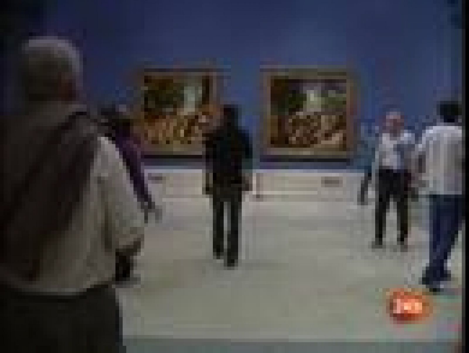 Cientos de personas acuden a la cita nocturna con los museos | Ver