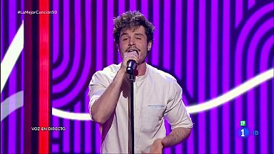 Miki N��ez canta 'Chiquilla'