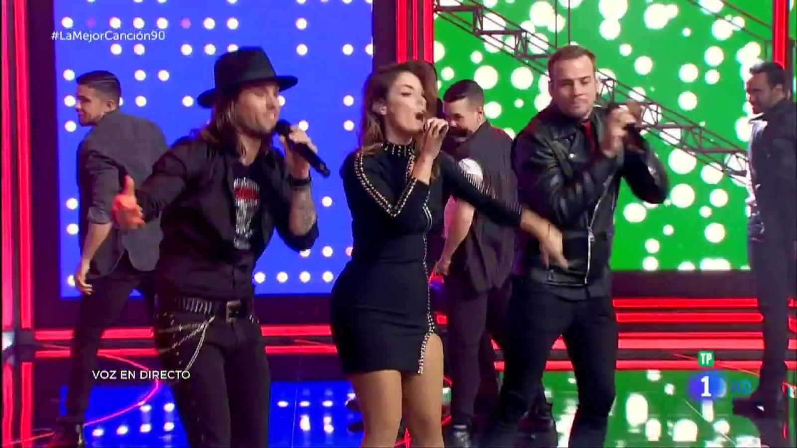 Fórmula Abierta versiona 'Macarena'