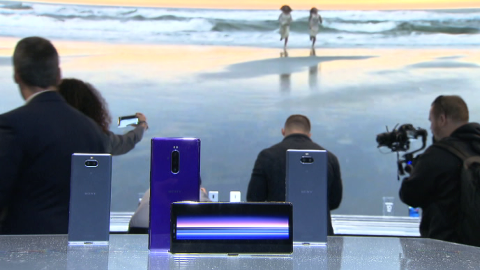 Zoom Net - Los nuevos Sony Xperia, 4YFN, Biotecnología e Inteligencia Artificial - ver ahora