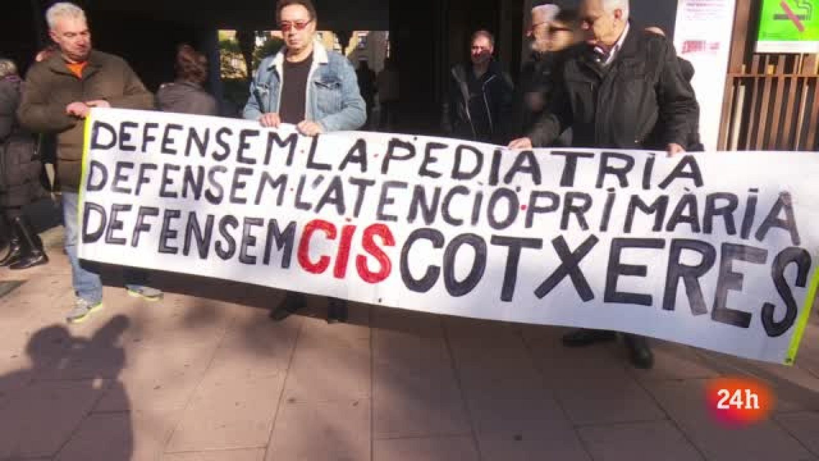 Una ola de manifestaciones recorre el país por la precariedad en la sanidad pública, las urgencias de muchos hospitales se encuentran colapsadas y en la atención primaria, la falta de médicos es uno de los principales problemas