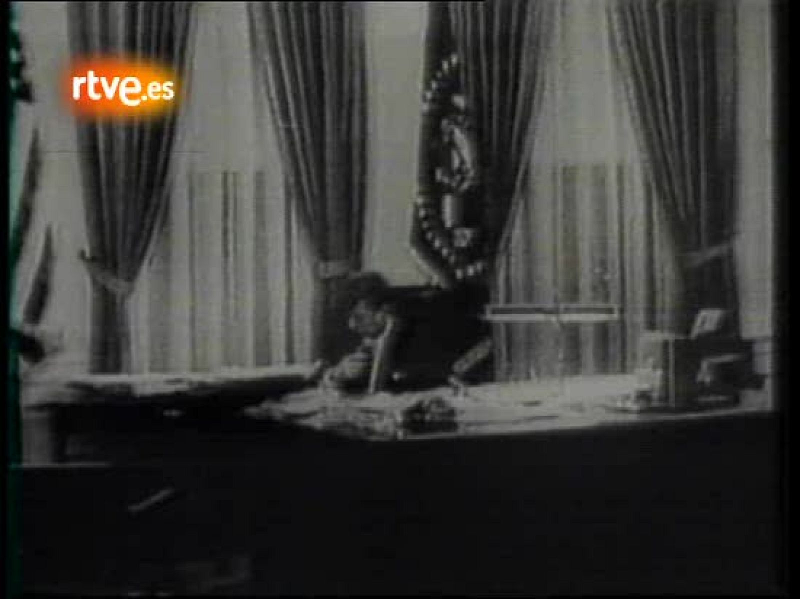 Kennedy: Asesinato John F. Kennedy 20 aniversario - Fue noticia en el Archivo de RTVE | Ver