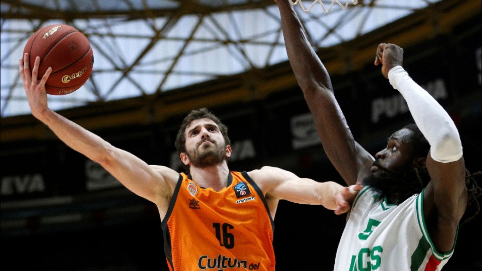 Baloncesto - Eurocup Playoff Semifinal 1º partido: Valencia Basket - Unics Kazán - ver ahora