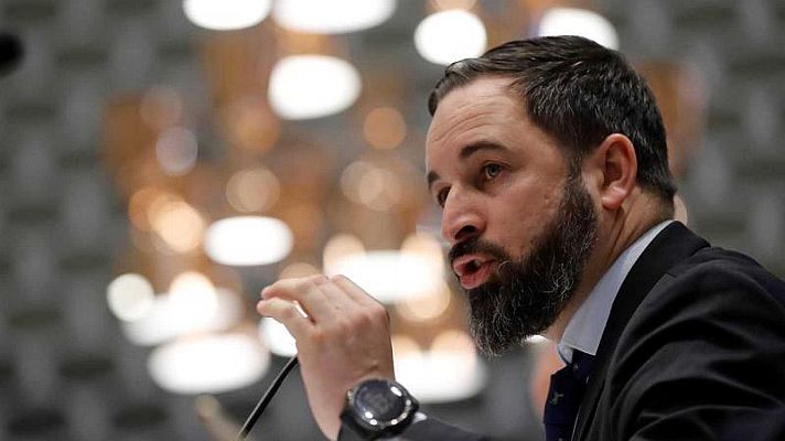 Telediario 1 - Reacciones a la propuesta de Vox de permitir la tenencia de armas para legítima defensa