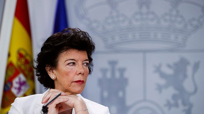 Telediario 1 - Reacciones a la decisión de Torra de retirar los lazos y símbolos independentistas