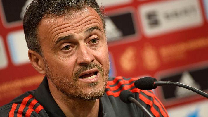 Telediario 1 - Luis Enrique busca su once ideal
