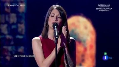 Bely Basarte y su versi�n de 'Un beso y una flor'