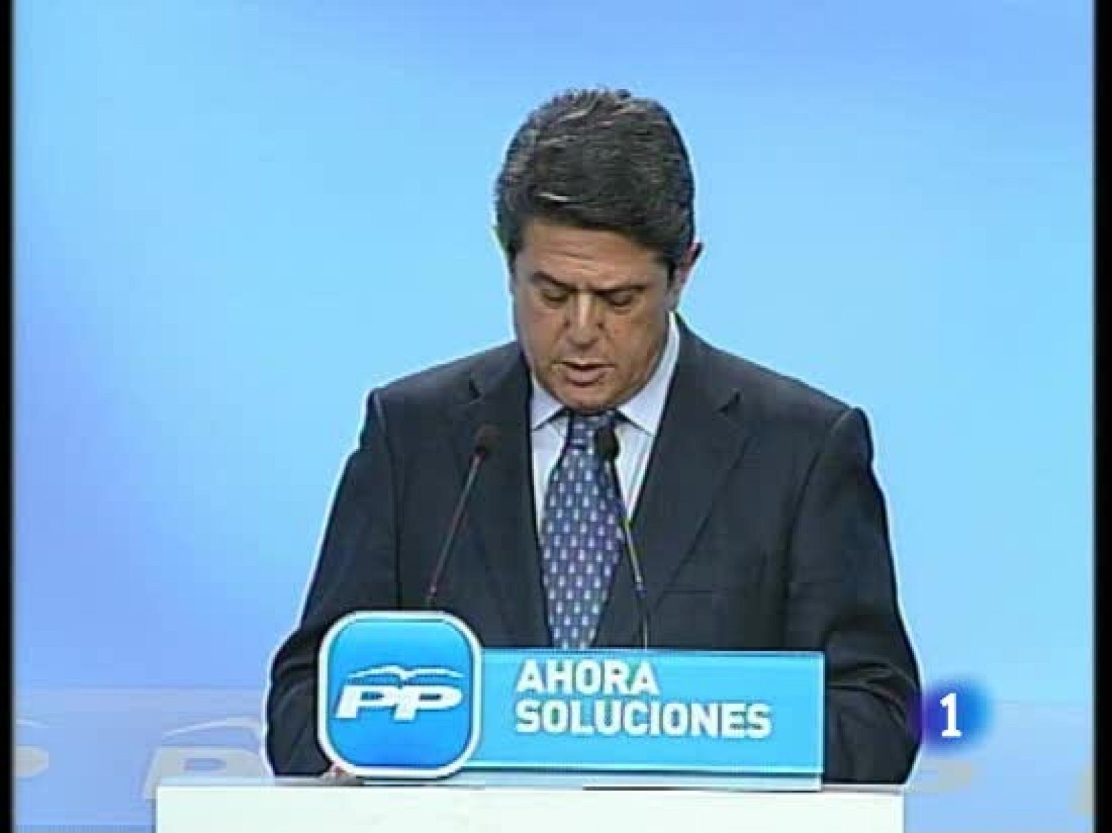 Trillo ha comparecido ante la prensa para leer un comunicado | Ver