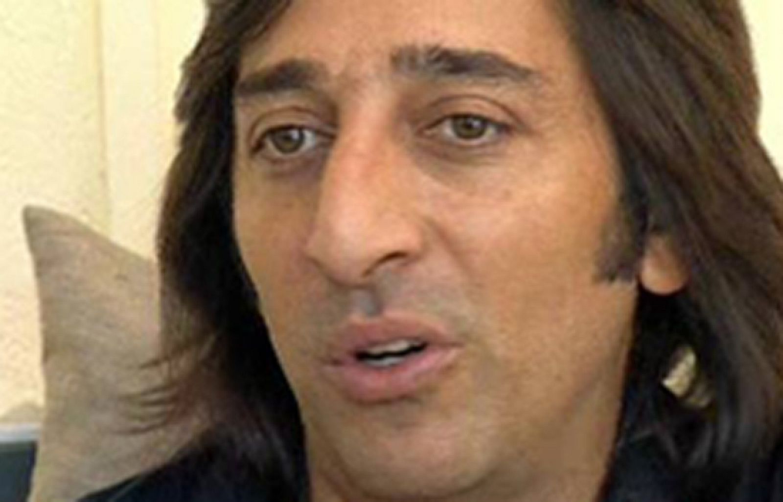 Guillermo Rayo entrevista a Antonio Carmona que recuerda al que fue su amigo Antonio Vega
