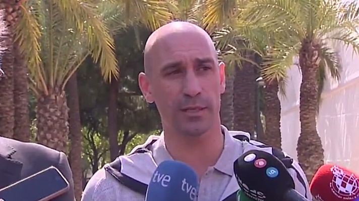 Telediario 1 - Rubiales vuelve a cargar contra Tebas